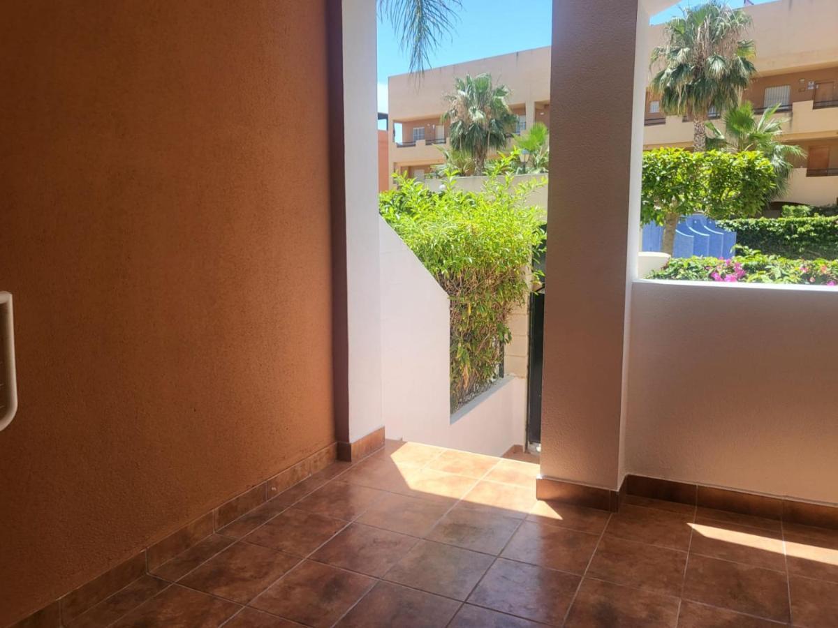 ¡Bajo Precioso Con Salida Directa A La Piscina Comunitaria En Paraiso De Vera! Экстерьер фото