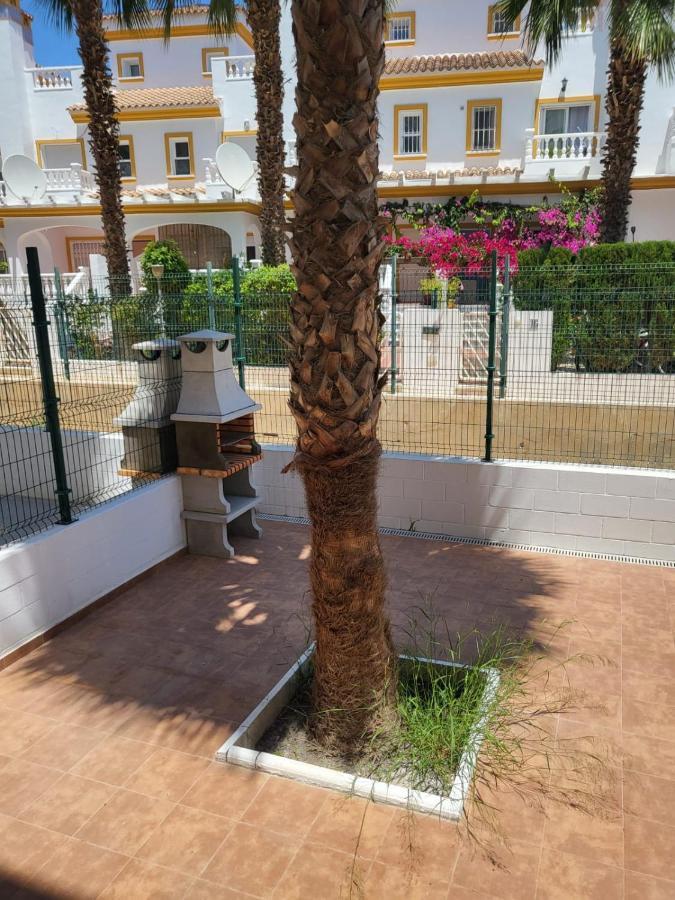 ¡Bajo Precioso Con Salida Directa A La Piscina Comunitaria En Paraiso De Vera! Экстерьер фото